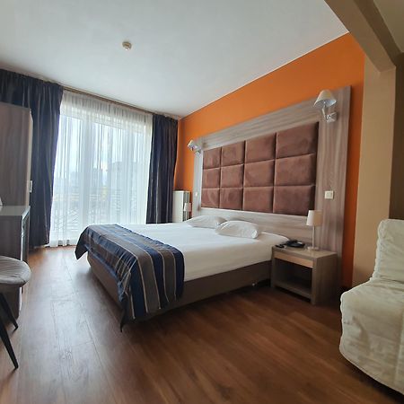 Hotel Midi-Zuid Saint-Gilles Exteriér fotografie