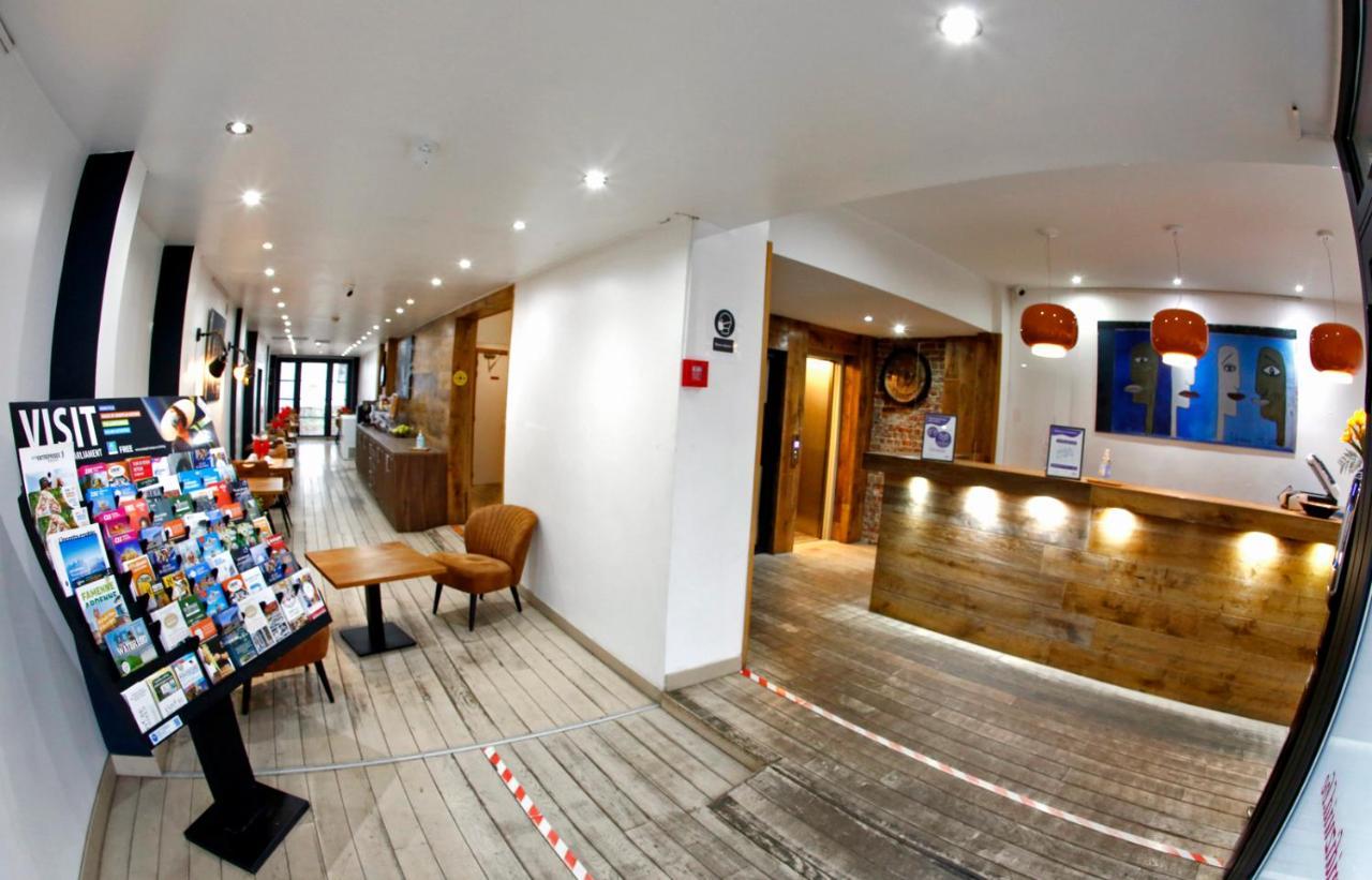 Hotel Midi-Zuid Saint-Gilles Exteriér fotografie