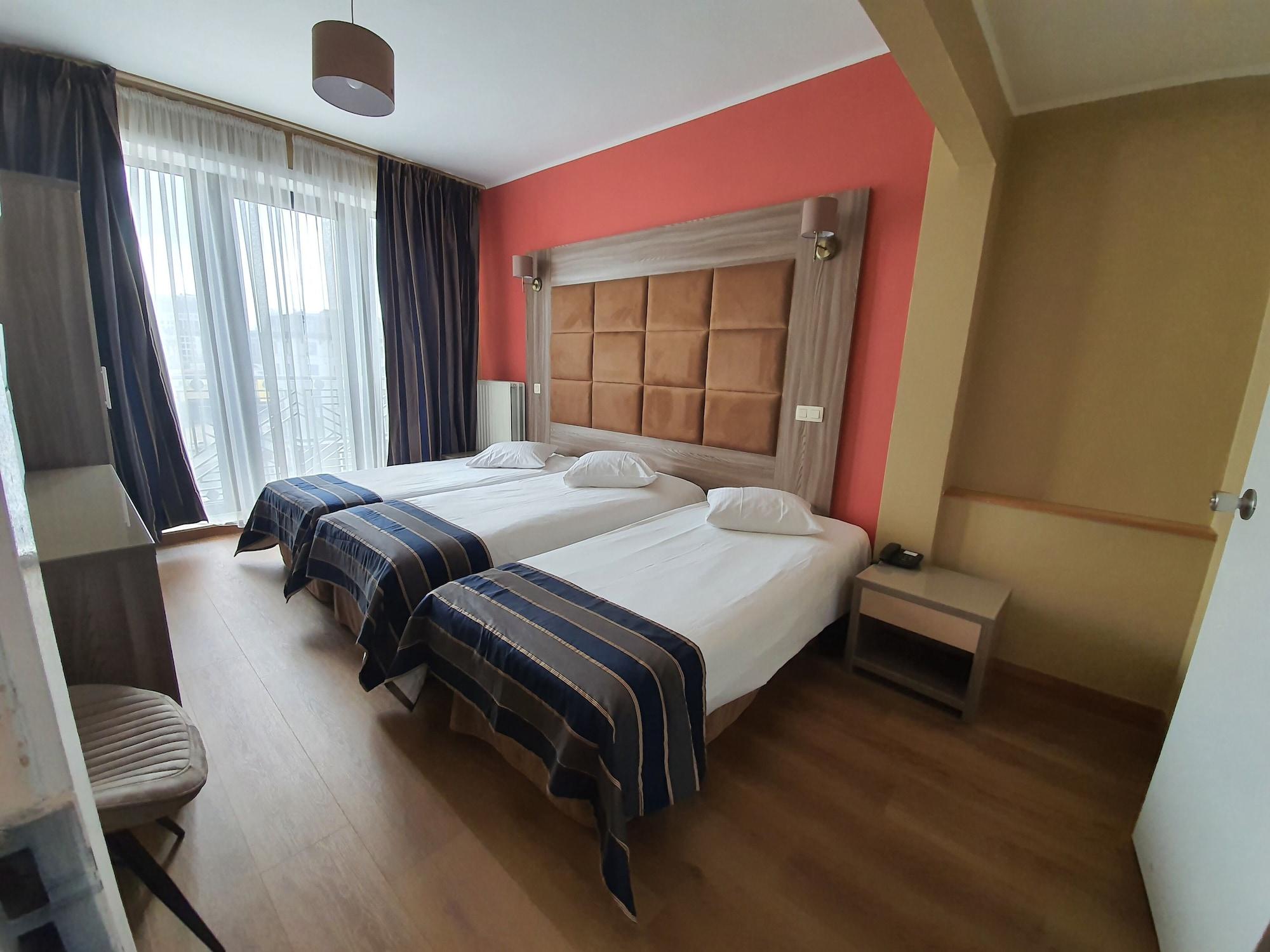 Hotel Midi-Zuid Saint-Gilles Exteriér fotografie