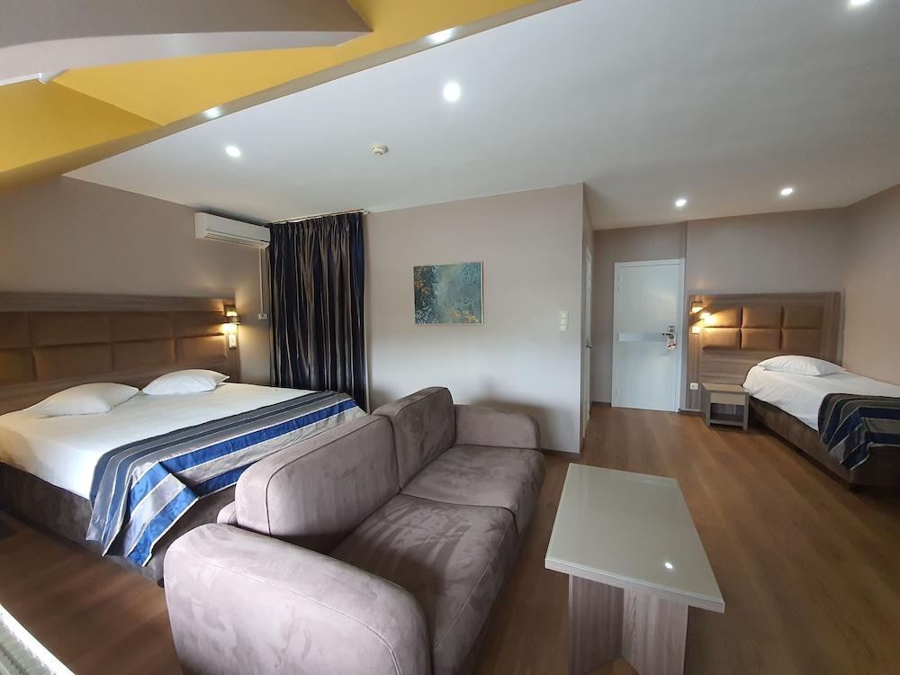 Hotel Midi-Zuid Saint-Gilles Exteriér fotografie